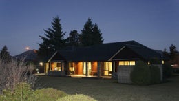 519725_1.jpg