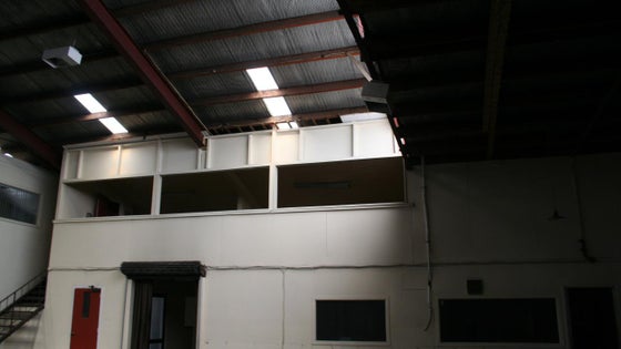 550954_3.jpg