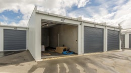 5511182_1.jpg