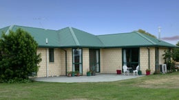 5511829_1.jpg