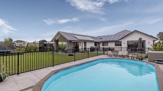 5512118_3.jpg