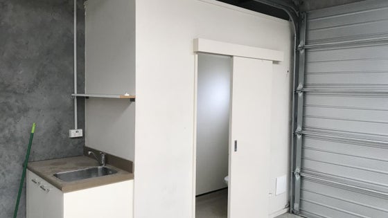5512927_3.jpg