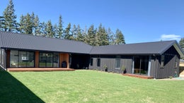 5513006_1.jpg