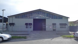 5513236_1.jpg
