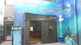 5513477_1.jpg