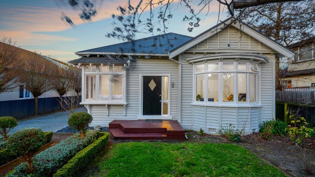 Residential Offers/Enquiries Over NZ$669,000: 44 Francis Avenue, St ...