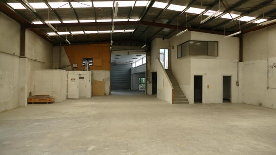 5514546_3.jpg