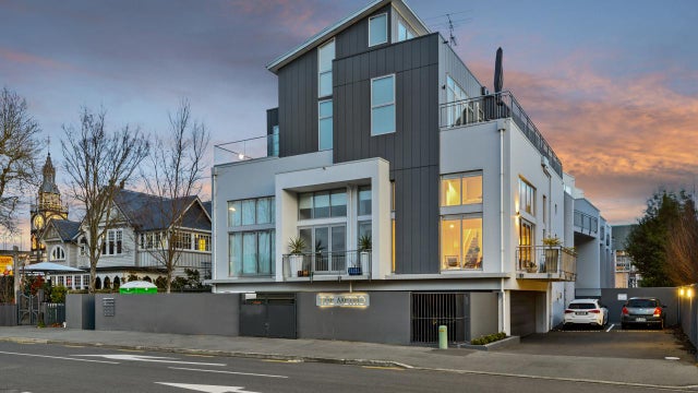 Residential Offers/Enquiries Over NZ$729,000: 11/28 Salisbury Street ...