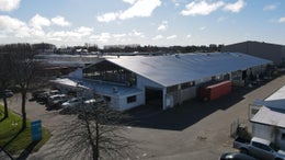 5516168_1.jpg