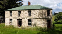 5517129_1.jpg