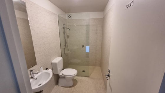 5517846_2.jpg