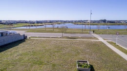 5518279_1.jpg