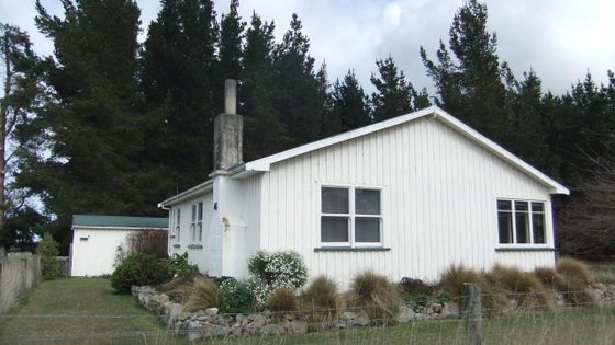 551857_2.jpg