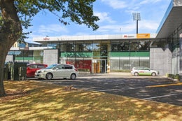5518875_1.jpg