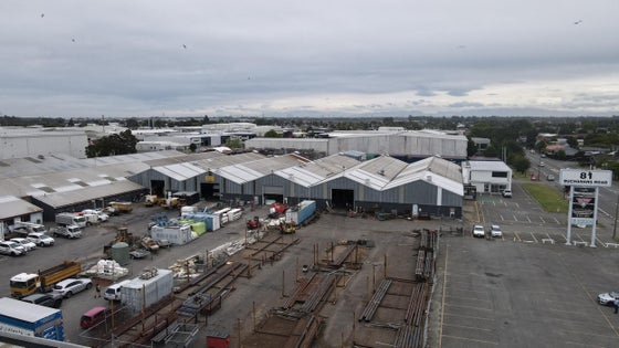 5520144_2.jpg