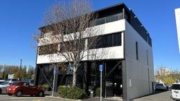 5520690_1.jpg
