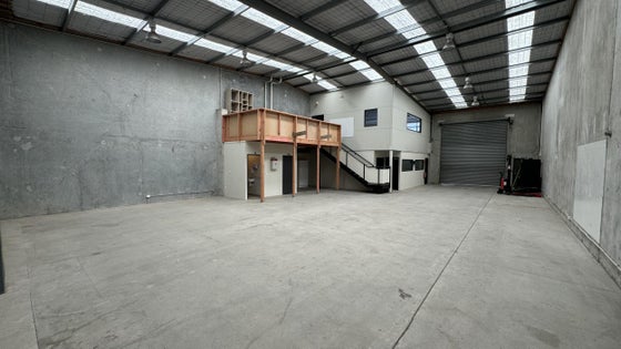 5522847_2.jpg