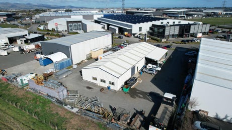 5525091_1.jpg