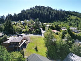 5526223_1.jpg