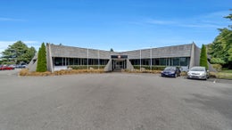 5526262_1.jpg