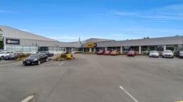 5526492_1.jpg