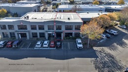 5527353_1.jpg