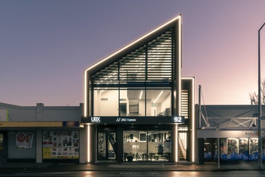 5527572_1.jpg