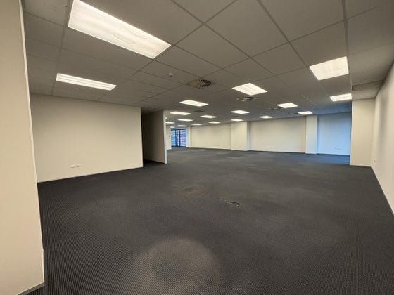 5527653_2.jpg