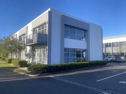 5527671_1.jpg