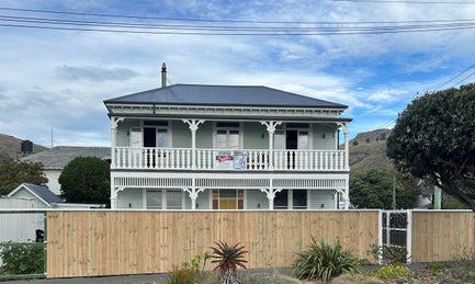 5529624_1.jpg