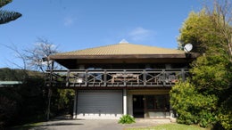 553003_1.jpg