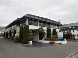 5530363_1.jpg