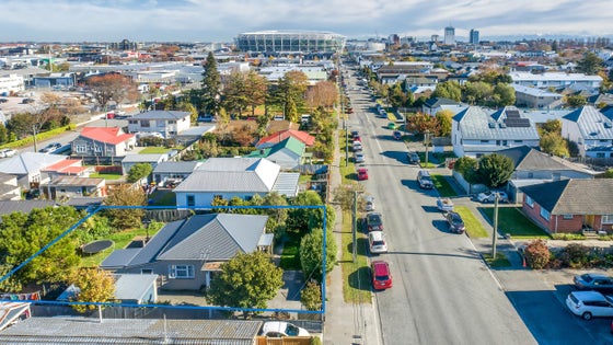 5530486_3.jpg