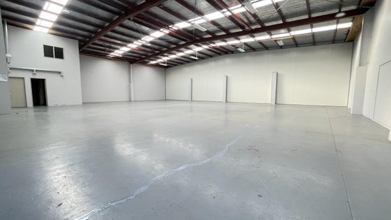 5530540_2.jpg