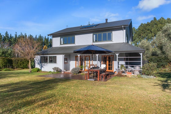 5531009_2.jpg
