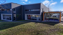 5531217_1.jpg