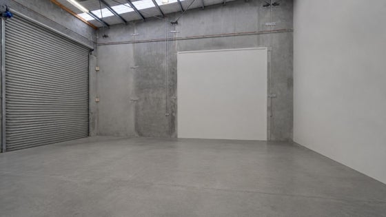 5531260_3.jpg