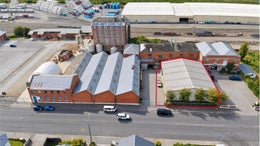 5531630_1.jpg