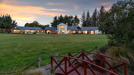5531654_1.jpg