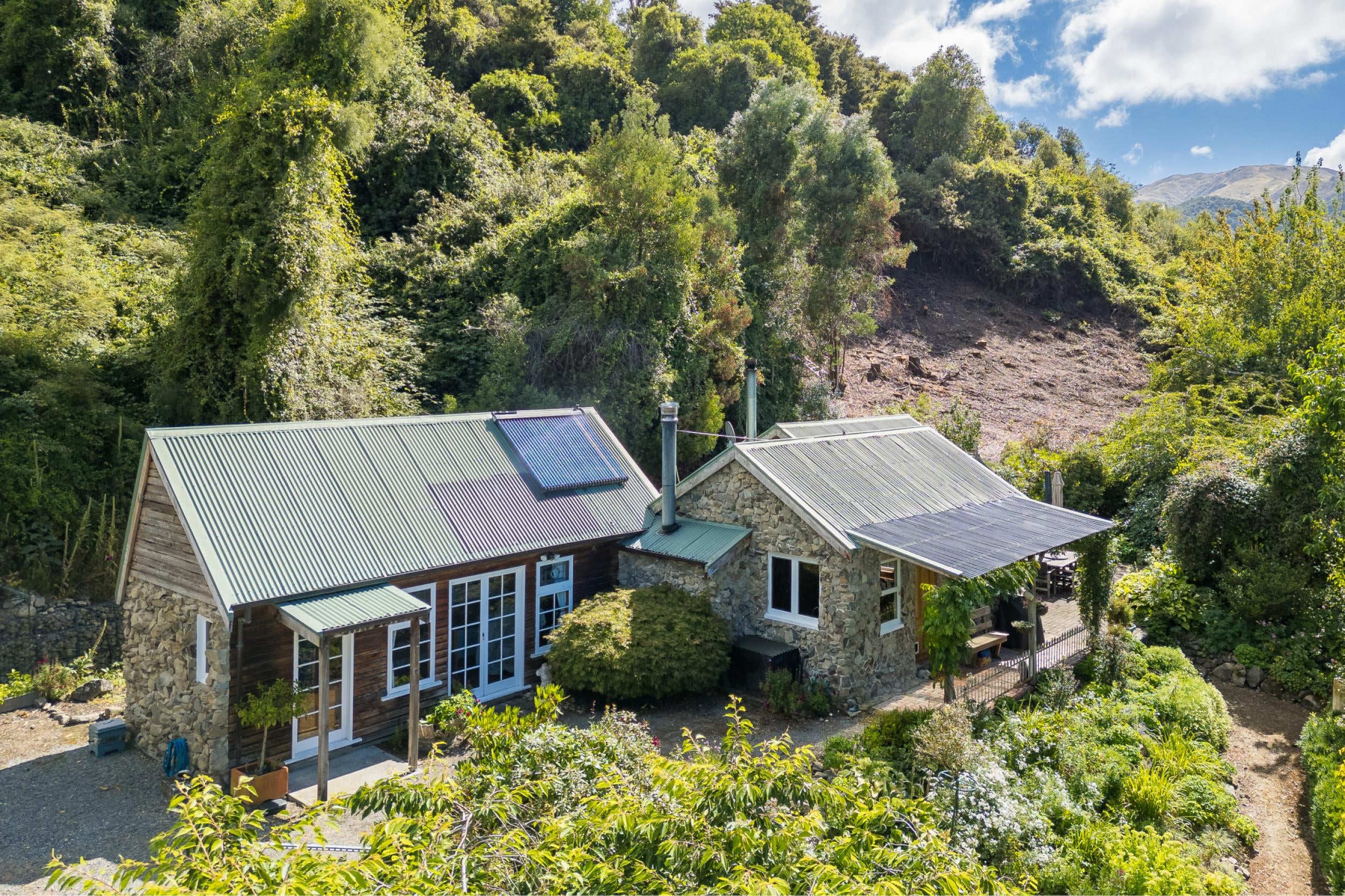 Photo 5 of 539-549 Upper Hook Road, Hunter, Waimate