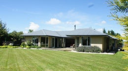 553557_1.jpg
