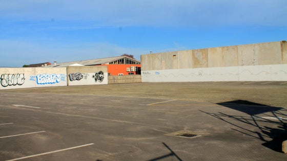 554910_2.jpg