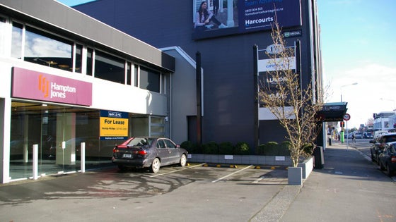 555359_2.jpg