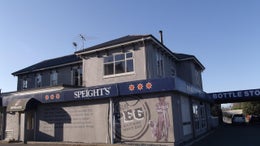 555756_1.jpg