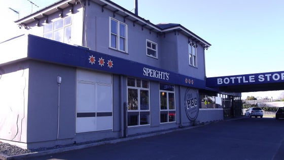 555756_2.jpg