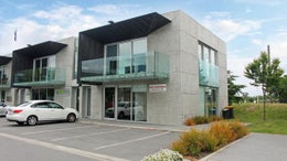 556110_1.jpg