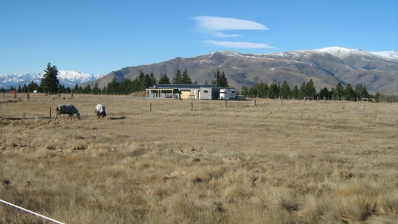 556147_3.jpg