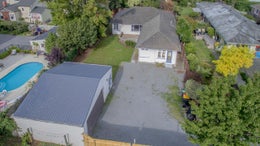 556448_1.jpg