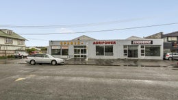 556791_1.jpg