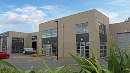 556883_1.jpg